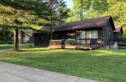 Apple Valley Condo | The Pines of Apple Valley. 31 beautiful vacation cabins.