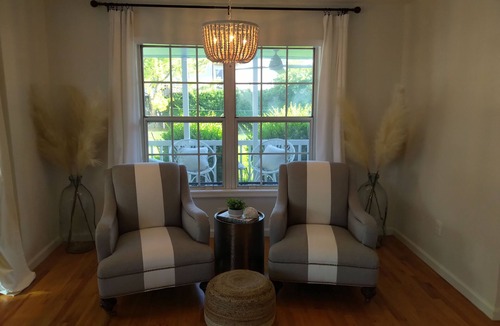Bethany Beach House | The Pink House: New 100 Steps to the Beach! Avail August 14-21, minimum 5-nights