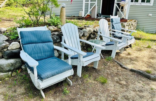 New Gloucester House | The Point - A tranquil Lakefront 2-bedroom cottage-style home on Sabbathday Lake