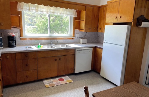 Phippsburg House | The Porthole - Seaside Suite on Popham Beach!