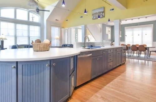 Bethany Beach House | The Purple House 7 BR in Bethany Beach