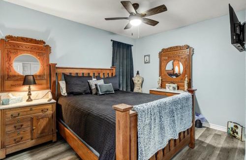 Shirewood House | The Shirewood Manor
