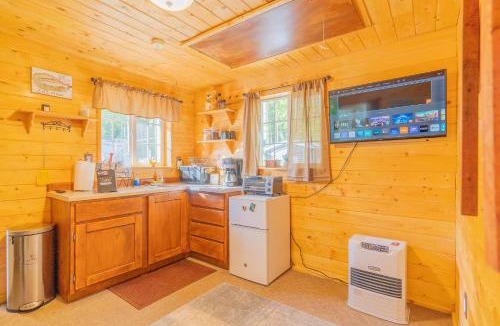 College House | The Skarland Trail Cabin