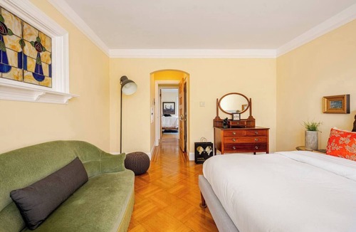 Nob Hill Cabin | The Tony Bennett Suite, with private balcony, atop of Nob Hill