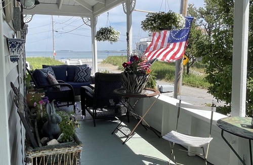Camp Ellis Cottage | This elegant, charming, 3-bedroom cottage offers stunning ocean views