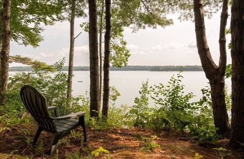 Blue Hill House | Tide's Rest-Oceanfront sleeps 6!