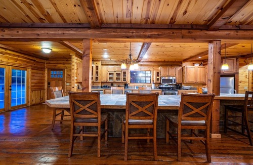 Broken Bow Cabin | Timber Rock Lodge-Mountain Retreat: Pool Table, Gathering, ADA compliant, Creek
