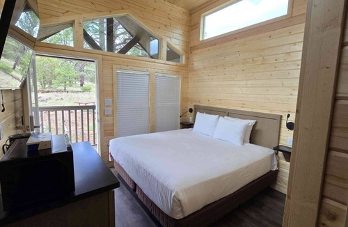 Page Cabin | Tiny Home King Room #13C