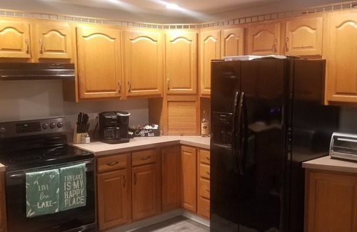Toledo House | Toledo, lakeside home 3 bdrm sleep 7 on Lake Erie with 4 decks to choose from.