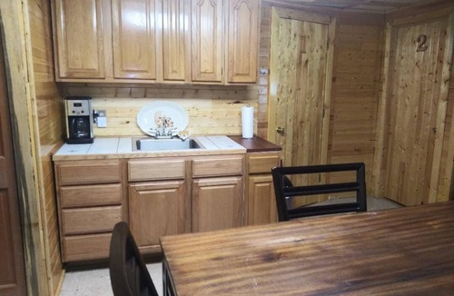 Copper Center Cabin | Tonsina Creek Whispers Lodge Waterfront Paradise with Kitchen Full Bath & Wi-Fi
