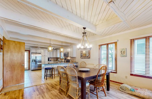 Rehoboth by the Sea House | Town of Dewey Beach home close to beach with W/D & fast WiFi - dogs OK