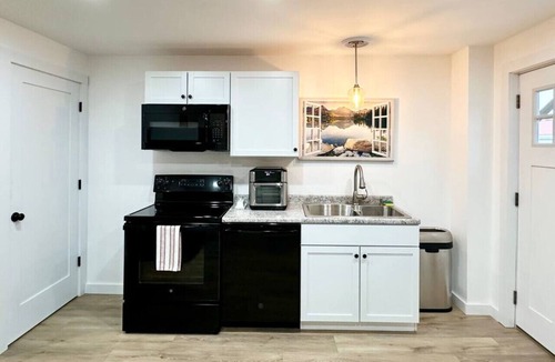 Dover-Foxcroft Apartment | Trail - Apartment in Downtown