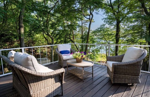 Norton Shores House | Tranquil Shores | Lake Michigan | Private Beach | Sleeps 11