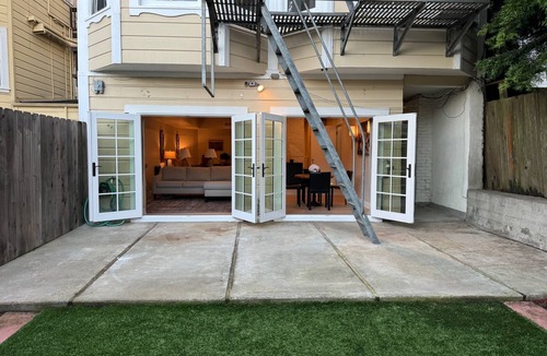 Cow Hollow Apartment | Tranquil, Spacious Studio in Coveted Cow Hollow- Prime Location!