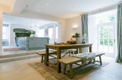 Bodedern House | Treiorwerth