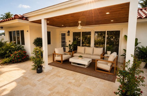 Lauderdale Beach House | Ultimate Beach Bungalow steps from ocean. Come Enjoy a Family Beach Vacation