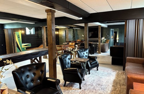 Fort Recovery House | Underground Speakeasy Experience in Historic Fort Recovery - Sleeps 14