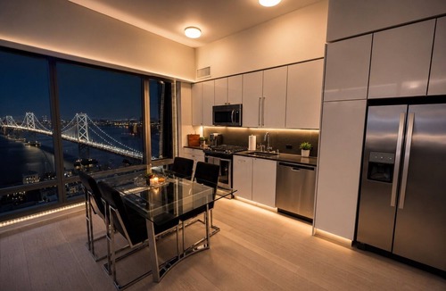 South Beach Apartment | Unforgettable Luxury Penthouse ★ Iconic Bay Bridge & Skyline Views in SF