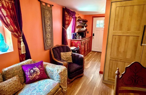 Vallejo Apartment | Unique Brand New Apartment in 1920's Home