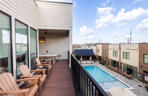 Historic Edgefield House | Unit 15 I Experience Noa Nashville | 5BR Luxury Retreat + Resort Pool