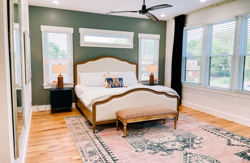 Cleveland Park House | Updated 3 BDR in North Nashville Just 3 Miles to Downtown! Perfect for Groups