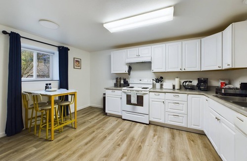 West Juneau House | Updated Douglas Apartment, Near Downtown and Skiing