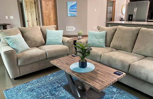 Gateway House | Upper Mesa Villa #9, Glacier Suites - Upper Mesa Villa #11
