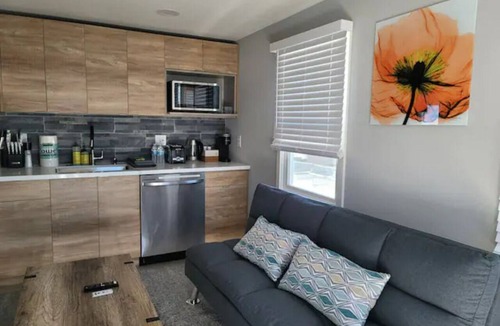 Cherryland Apartment | Urban Oasis to Love, Near SF, Free Parking Onsite