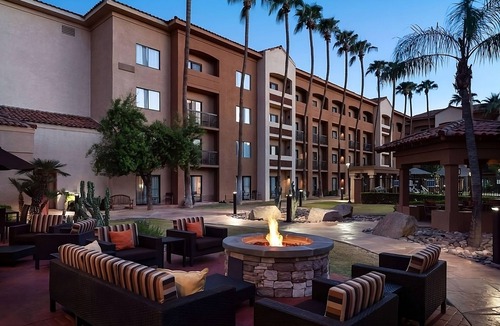 Camelback East Hotel | Vacation Day Is Always A Great Idea! w/Outdoor Pool, Close to Colter Park