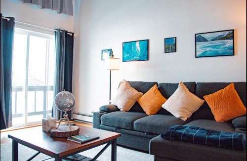 Valdez Apartment | Valdez Loft View Apartment