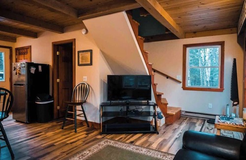 Carrabassett Valley Cabin | Valley High Riverside Cabin