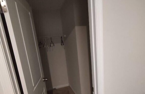 Obetz House | Very nice location close to many restaurants and shopping centers