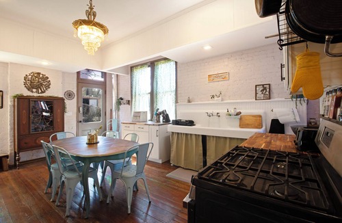 Ludlow House | Victorian Riverfront Estate mins from Cincinnati