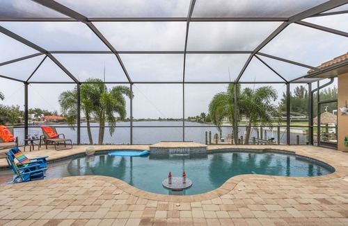 Burnt Store Villa | Villa Monticello - Cape Coral Luxury Waterfront Home 3 Bed 3 Bath Heated Pool