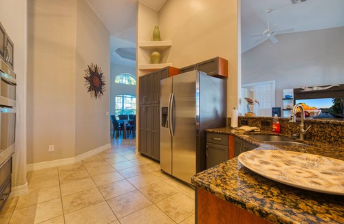 Pelican Villa | VILLA SUENO AMERICANO – HEATED POOL & SPA | GULF ACCESS | BOAT RENTAL + TOURS VOUCHER INCL.