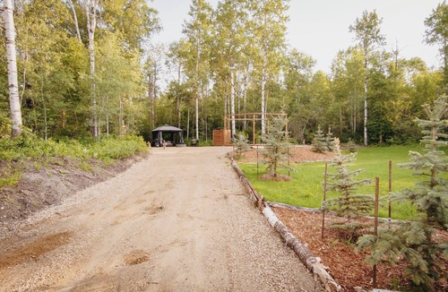 Parkland County RV Rental | Vintage Glamping