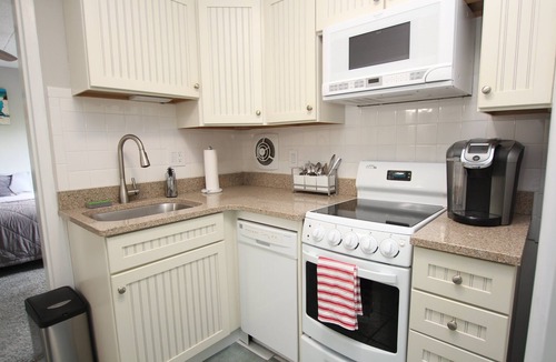 The Pines Condo | Walk to everything in Downtown Rehoboth! 2+ Night Rentals Allowed!