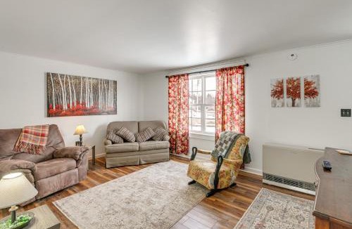 Machias House | Walk to Restaurants & Markets: Machias Home!