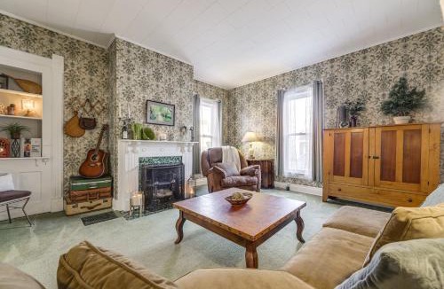 West Liberty House | Walkable Group Getaway w/Bikes in West Liberty!