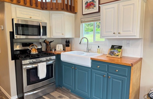 Wrangell House | Walkable view location Walkable view location, cozy stay