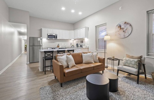 Over-the-Rhine Apartment | Washington Park Retreat | Free Parking | OTR