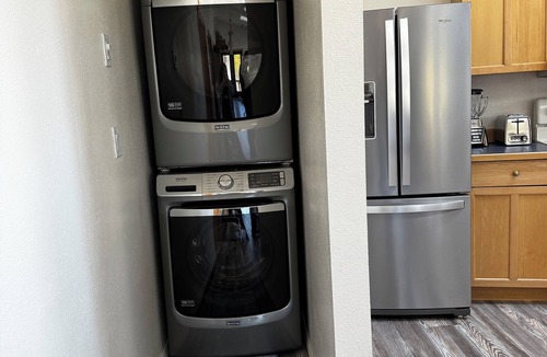 Soldotna Apartment | Waterfront 2-bedroom suite with WiFi in Soldotna
