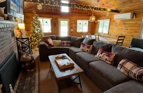 Bethel Cottage | Waterfront cottage on Songo Pond, 15 minutes to Sunday River, Hot Tub, Game Room