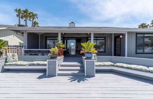 Discovery Bay House | Waterfront Haven