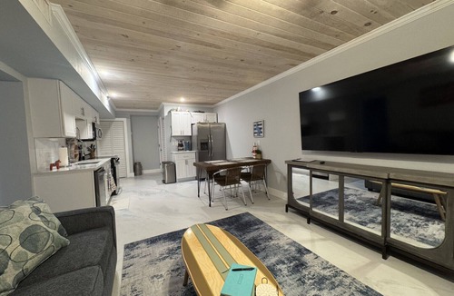 Matlacha Apartment | Waterfront Luxury in Matlacha. Renovated, 2 bed/1 bath - incredible location!