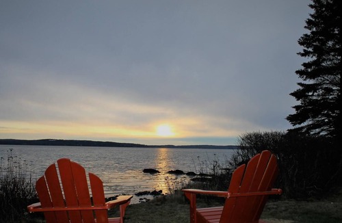 Hancock Point House | Waterfront, sunsets, 10 steps to water, heated, hiking, pets, Cutler Beach House