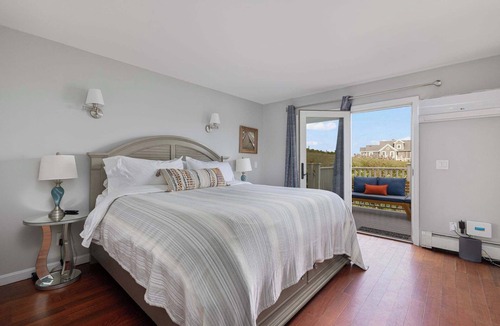 Block Island Apartment | Waverly Suite 1