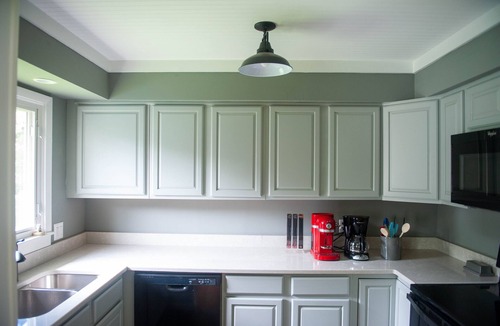 Alexandria House | Weekend getaway with Hot Tub, pet friendly. 30 mins from Columbus.