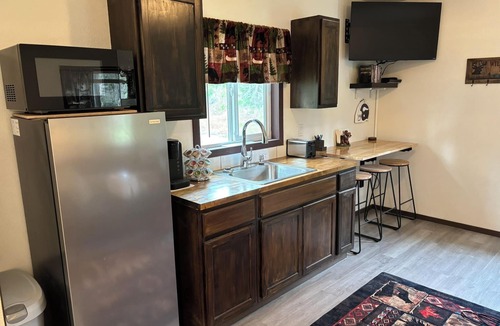 Kalifornsky Cabin | Welcoming 1-bedroom cabin in Kenai