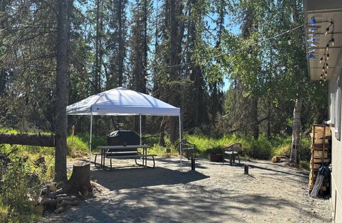 Kalifornsky Cabin | Welcoming 1-bedroom cabin in Kenai